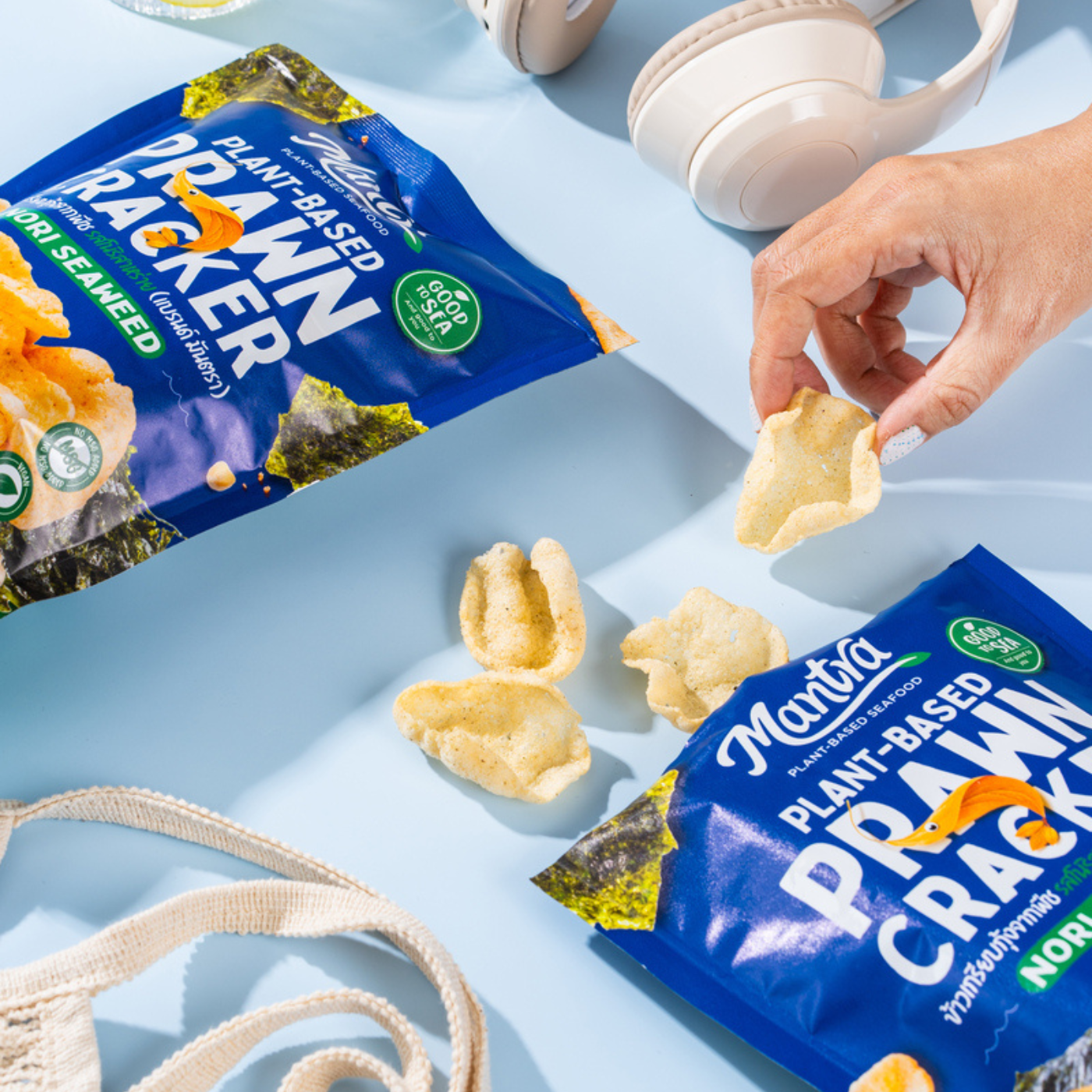 MANTRA Plant-Based Prawn Cracker 25G - Original FlavorSnacksA classic, savory prawn cracker taste—without the seafood! This original flavor is light, crispy, and full of umami, making it the perfect plant-based alternative to traditional prawn crackers.